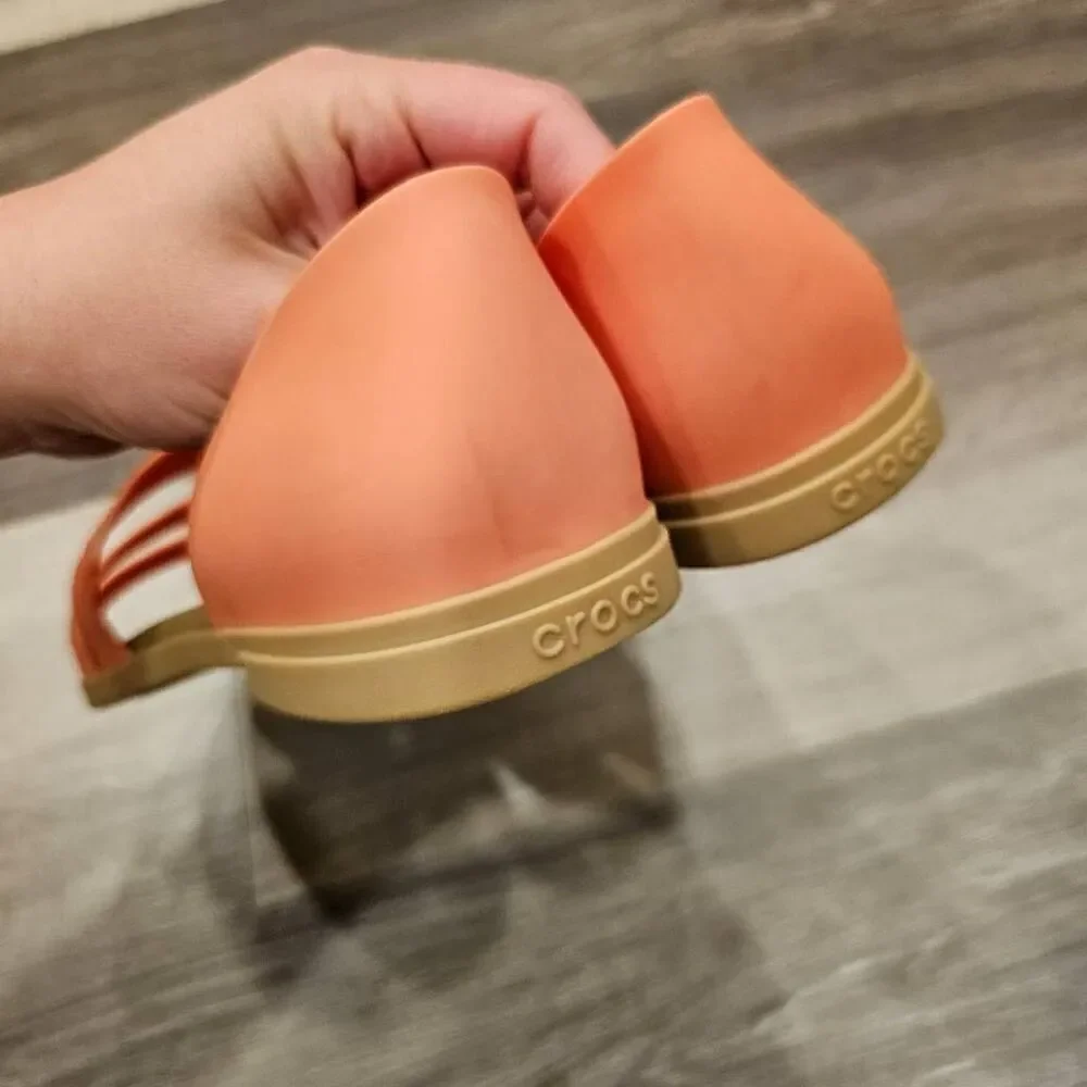Crocs slippers Peach color flats - Picture 4 of 6